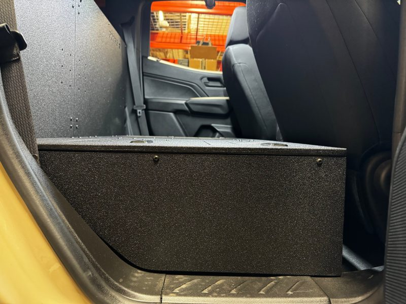 goose gear seat delete plate system 100 with backwall include shipping chevy colorado gmc canyon 2023 present 3rd gen explore series second row seat delete 100 42888294170837