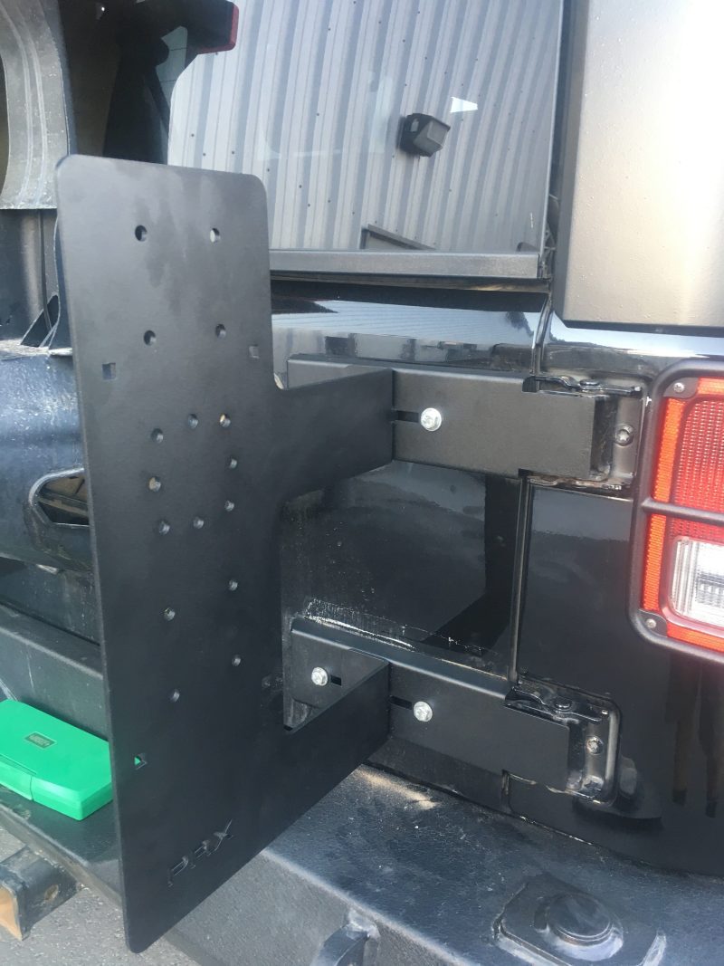 rotopax fuel storage jeep jk tailgate mount 41250104180949